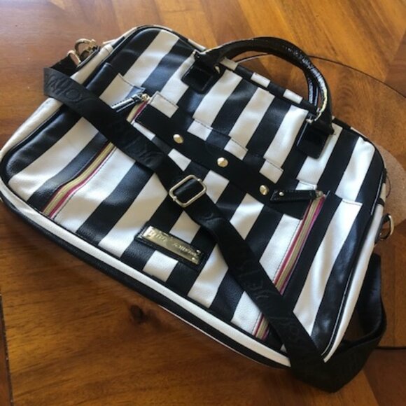 Betsy Johnson computer messenger bag purse - Picture 1 of 7